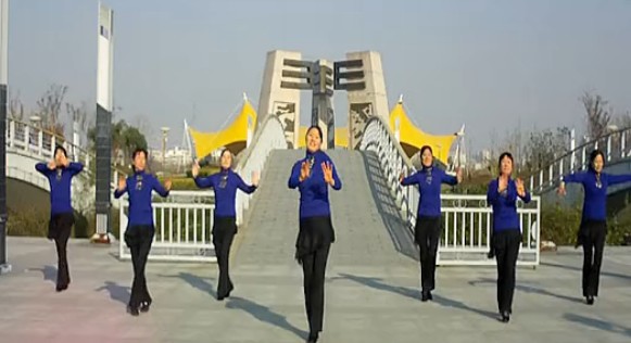 青儿广场舞 宝贝你最美