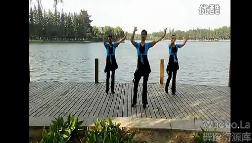 绕梁燕广场舞 碧水湾情歌